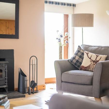 Cosy & Rustic Retreat - Woodland Cottage. Nairn Exterior foto