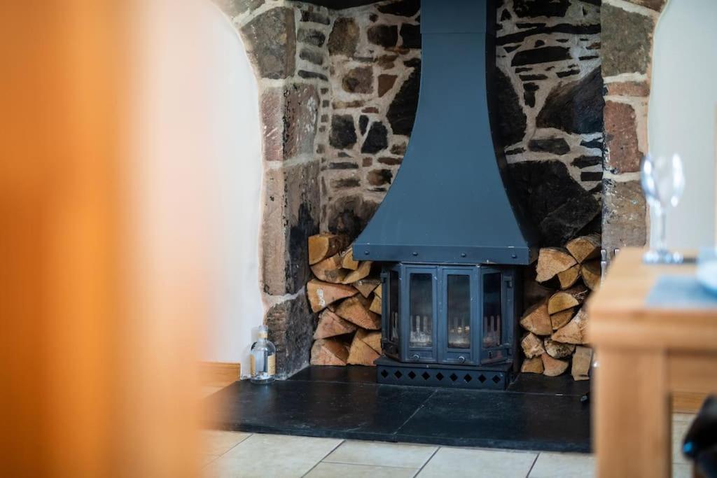 Cosy & Rustic Retreat - Woodland Cottage. Nairn Exterior foto