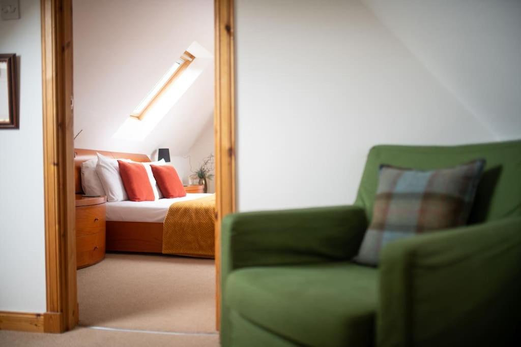 Cosy & Rustic Retreat - Woodland Cottage. Nairn Exterior foto